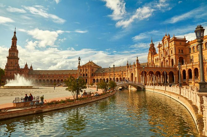 Seville & Alcazar Skip the Line from Cadiz Port (Cruisers Only) - Getting off the ship and finding the coach