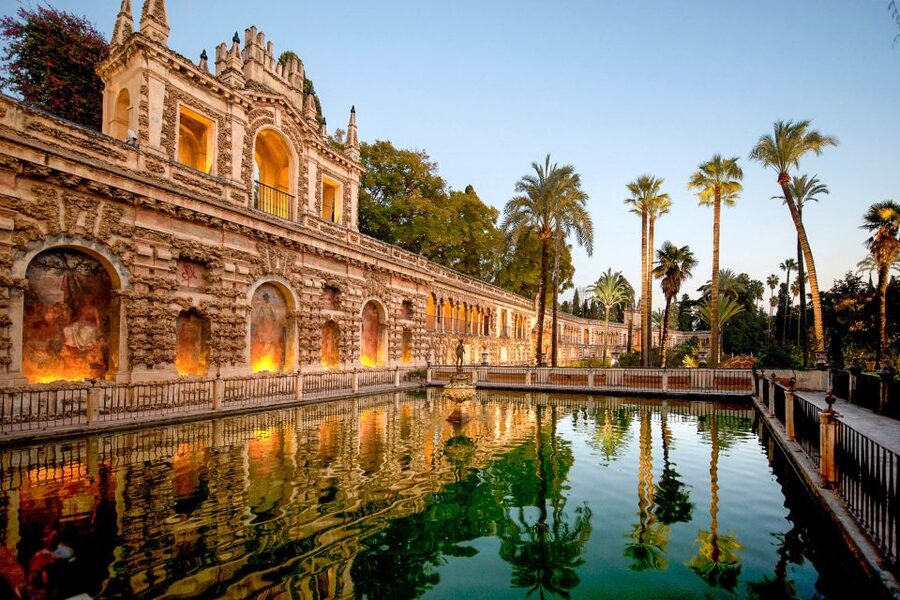 Seville: Alcazar Skip-the-Line Guided Tour with Tickets - Why the Alcazar deserves a guided visit