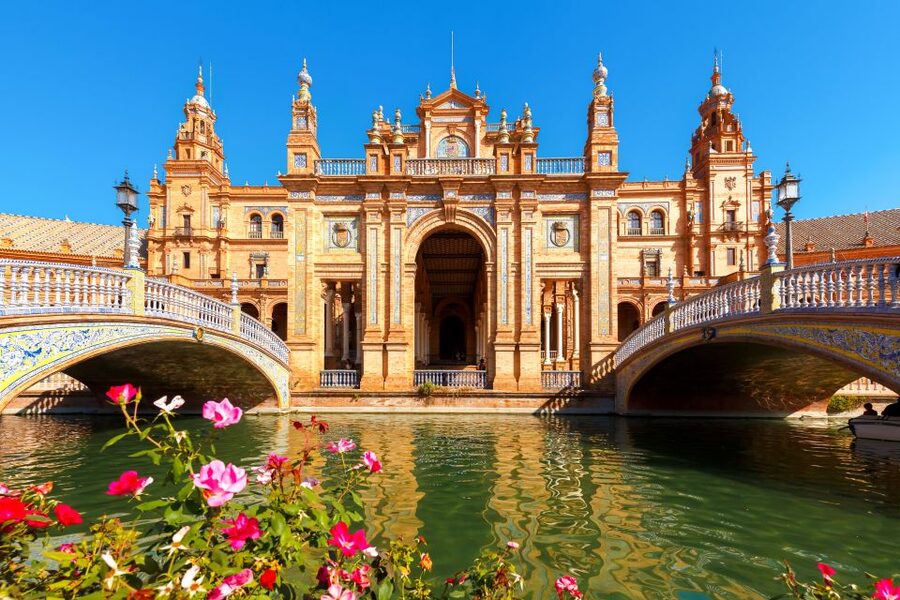 Seville: Authentic and Romantic Horse-Drawn Carriage Ride - FAQ
