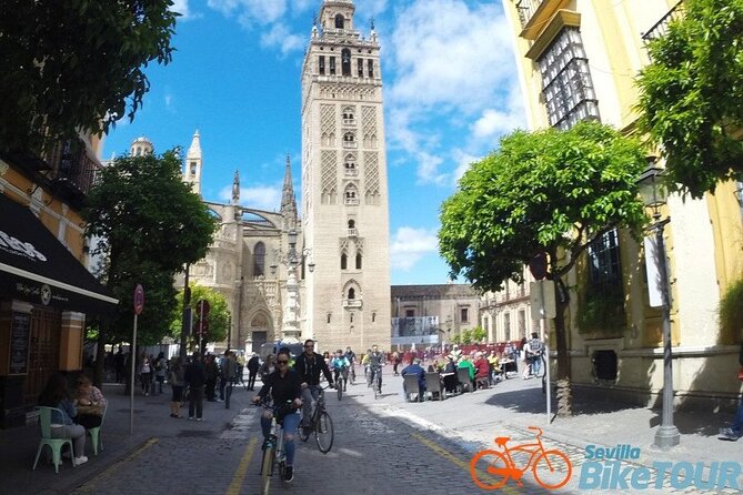 Seville Bike Tour - Plaza de España and Maria Luisa Park