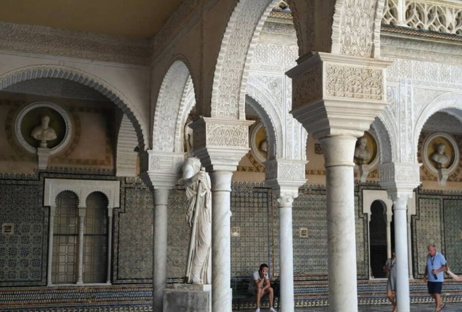Seville: Casa de Pilatos and Condesa de Lebrija Palace Tour - Key points to know before booking