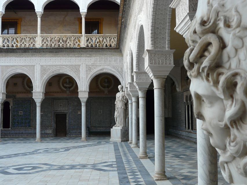 Seville: Casa de Pilatos Ground Floor Entry Ticket - How the audio guide works in practice