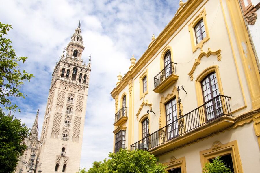 Seville: Cathedral and Alcázar Guided Tour - Why these two Seville sights belong together