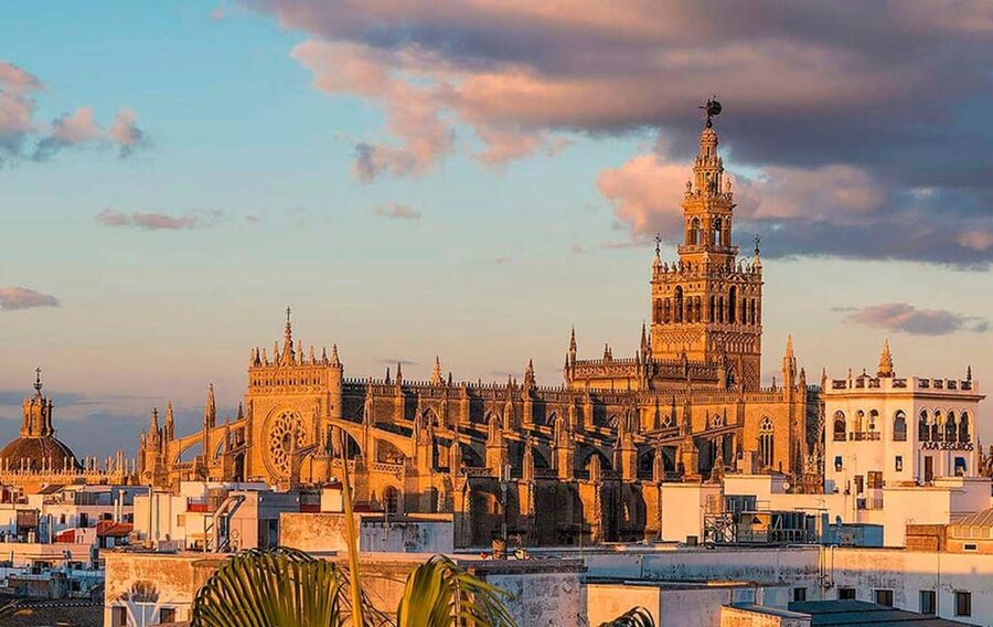 Seville Cathedral and Giralda Tower Guided Tour and Tickets - Who will get the most from this tour?