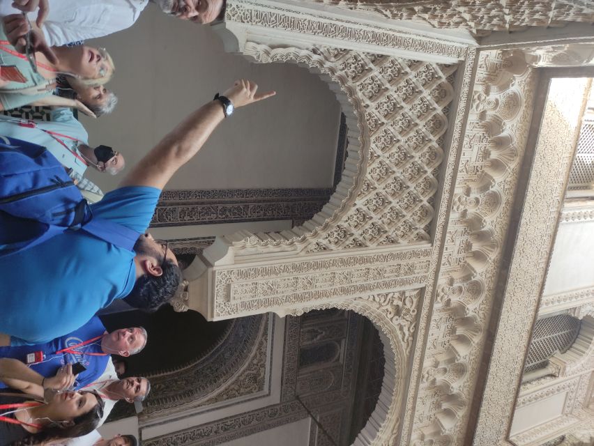 Seville: Cathedral, Giralda, and Alcazar Guided Tour - Climbing the Giralda for Seville views