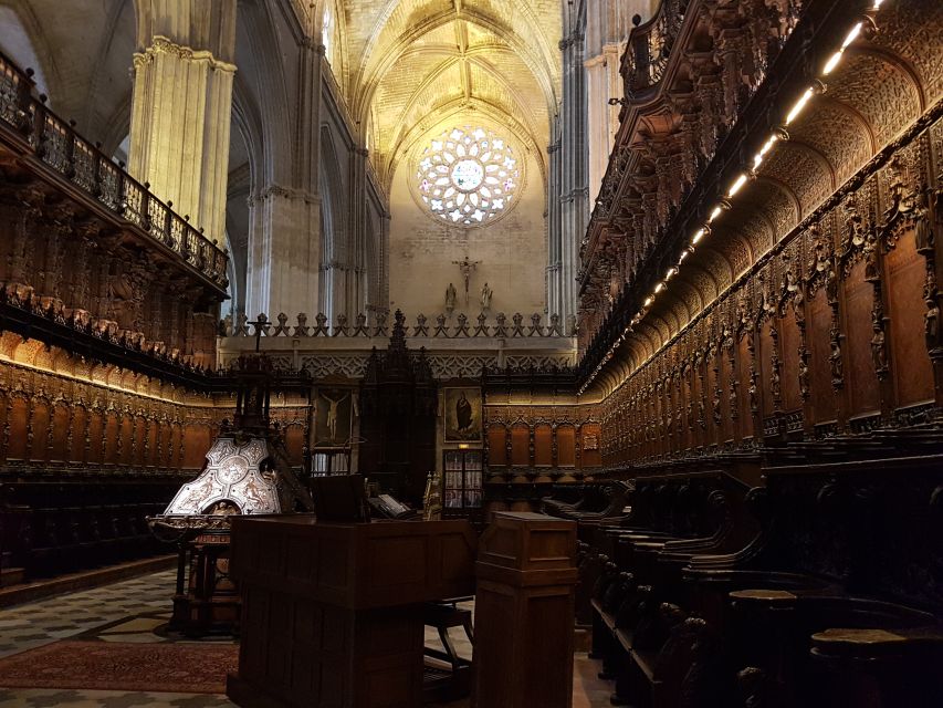 Seville Cathedral & Giralda Private Tour including tickets - Seeing Cristóbal Columbus’s tomb