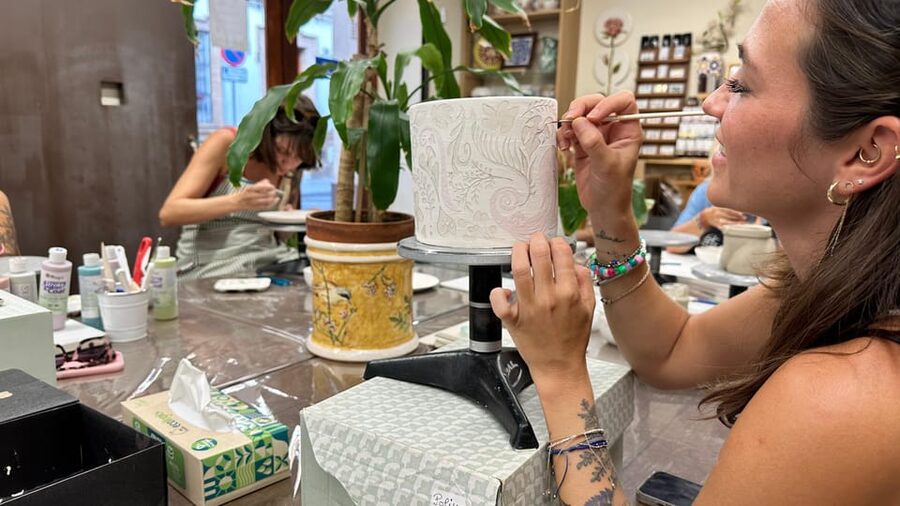 Seville: Ceramic painting workshop - Quick points to know