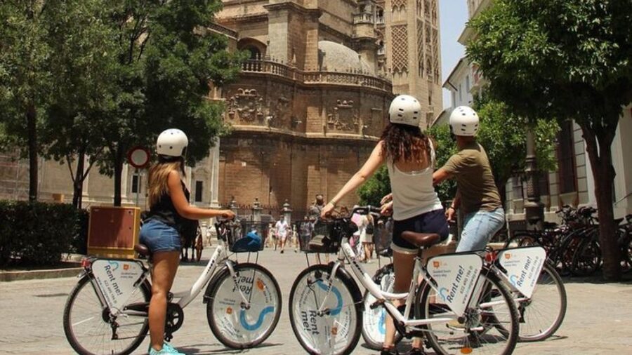 Seville City Bike Tour: Top Seville's Monuments - Key points at a glance