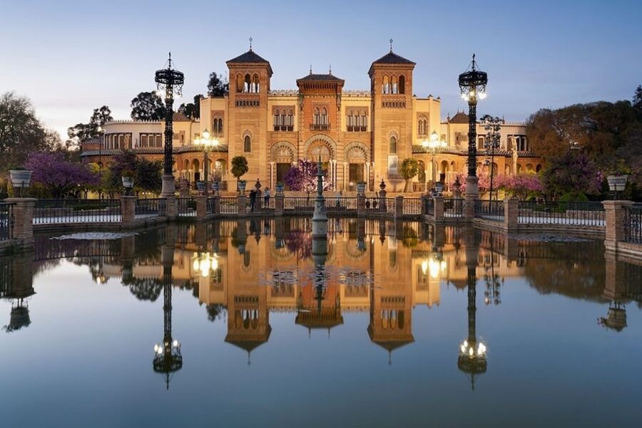 Seville: City of Queens, Nuns, Sex Work & Witches - Plaza de España: grand setting, human stories