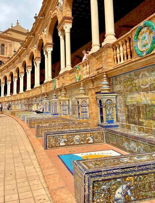 Seville: City Walking Tour - María Luisa Park and Plaza de España
