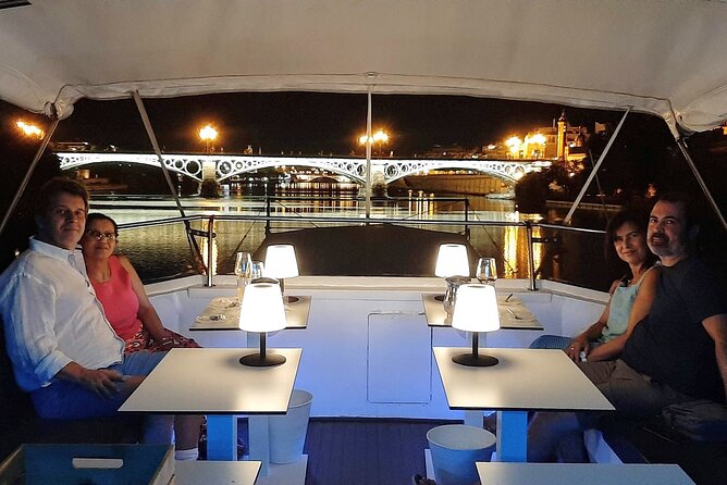 Seville: Cruise along the Guadalquivir River with appetizer - Seeing Seville from the Guadalquivir