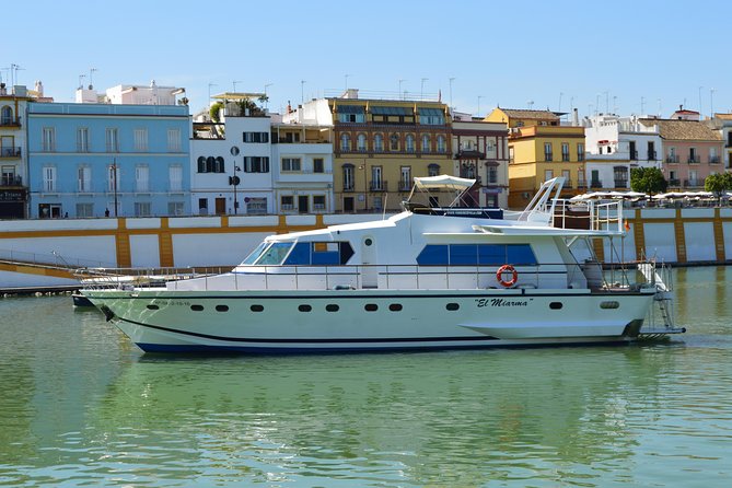 Seville: Cruise along the Guadalquivir River with appetizer - The live commentary in three languages