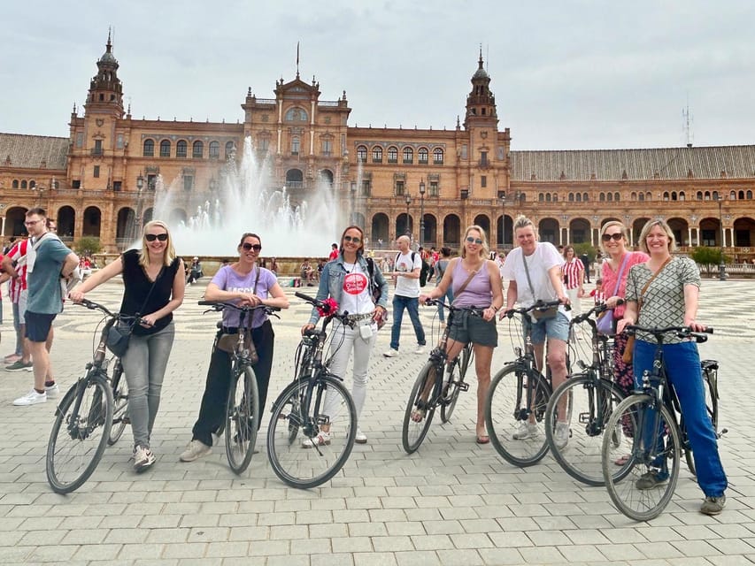Seville: Dutch Cycling Highlights Tour with local guide - Why a bicycle is a smart way to meet Seville