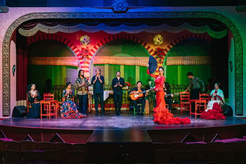 Seville: Flamenco at El Palacio Andaluz with Optional Dinner - Choosing between show only, drinks, and dinner