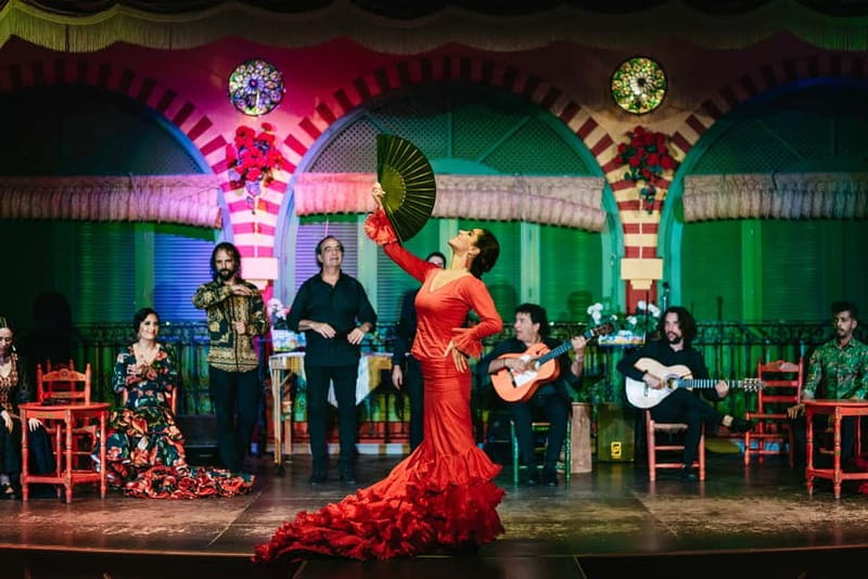 Seville: Flamenco at El Palacio Andaluz with Optional Dinner - Seating, sightlines, and the room