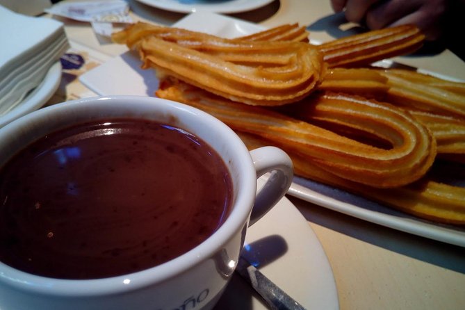 Seville Food Tour: Tapas, Drinks and Delights with a Local - Key points at a glance