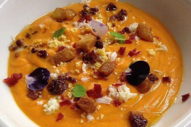 Seville Food Tour: Tapas, Drinks and Delights with a Local - Montadito de pringá near the Cathedral