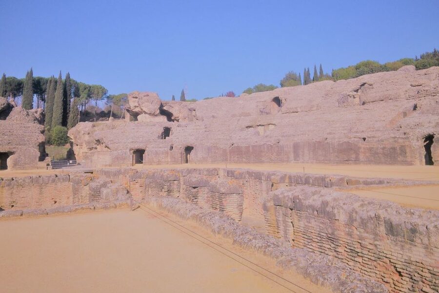 Seville: Game of Thrones and Roman Empire Italica Tour - Casa del Mosaico Planetario and the final Roman details