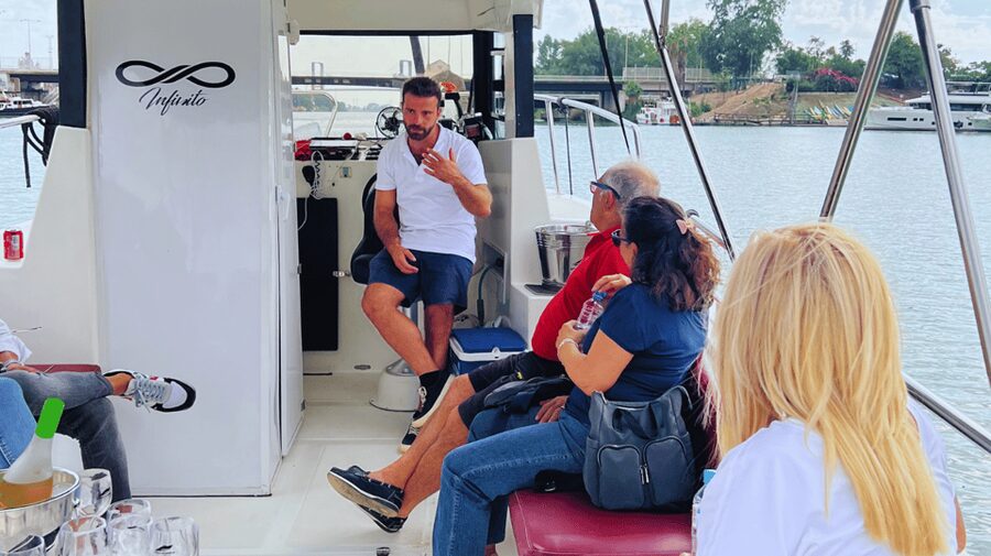 Seville: Guadalquivir River Boat Tour - Meeting at Puente de San Telmo