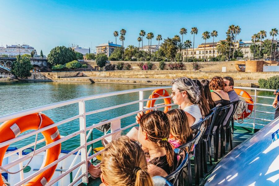 Seville: Guadalquivir River Cruise - The audio guide and what it adds