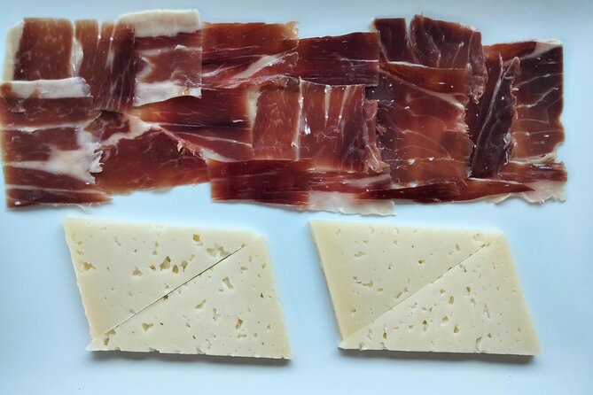 Seville: Guadalquivir River Cruise with Lunch or Dinner - Lunch or dinner: choosing the right sailing