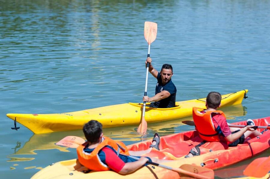 Seville: Guadalquivir River Kayaking Trip - Turtles, rowers, and quiet stretches