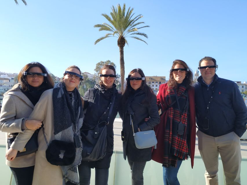 Seville: Guided City Walking Tour with 3D contents - Plaza de la Encarnación and Plaza del Salvador