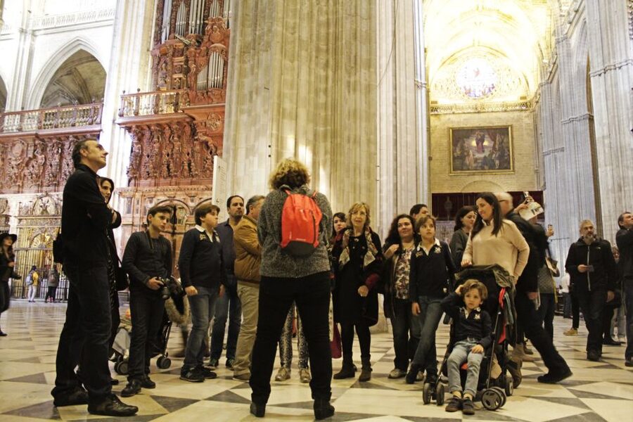 Seville: Guided Sightseeing Day Tour - Should you book it?
