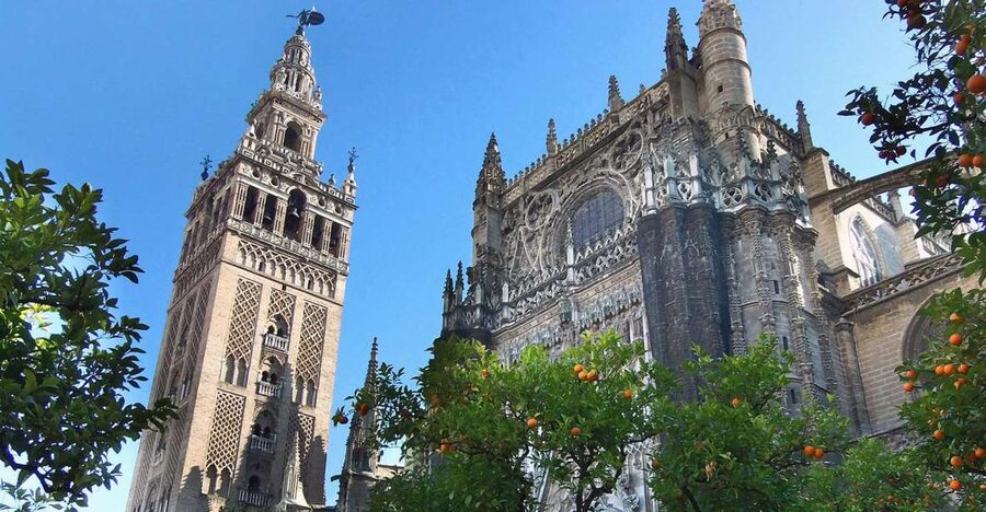Seville: Guided Tour with Cathedral & Giralda Entrance - Entering Seville Cathedral without the usual wait