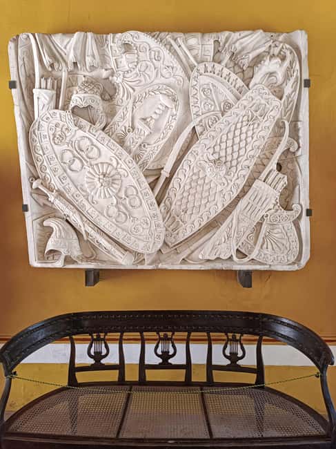 Seville: Guided visit of the Casa de Pilatos with entrance tickets - Who should book this palace visit?