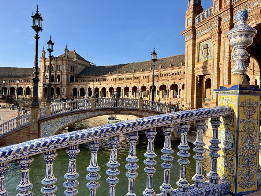 Seville: Guided Walking Tour with Optional Breakfast - Why this walk makes a smart first morning in Seville