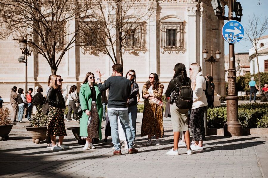 Seville: Guided Walking Tour with Optional Breakfast - What the guides add to the experience
