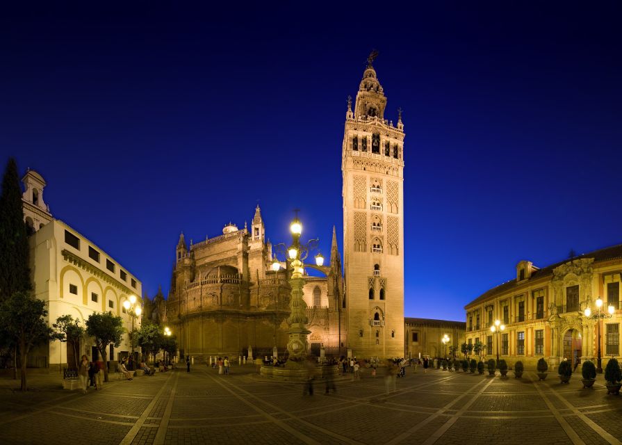 Seville: Half-Day Flamenco & Tapas Night - Starting in Triana at Plaza de Altozano