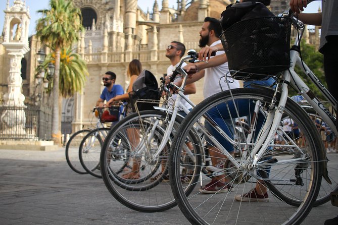Seville Highlights Bike Tour (English) - Why a bike is smart in central Seville