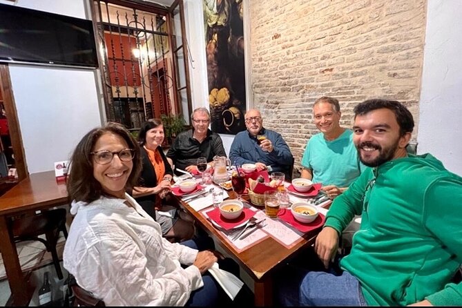 Seville Jewish Quarter Small Group Tour with Tapas and Drinks - A medieval secret preserved in a hotel