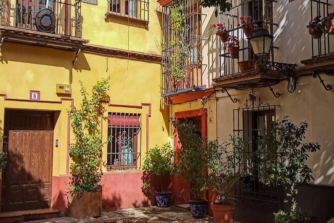 Seville Jewish Quarter Tour (Private Tour) - The Hospital de los Venerables and Seville’s Baroque period