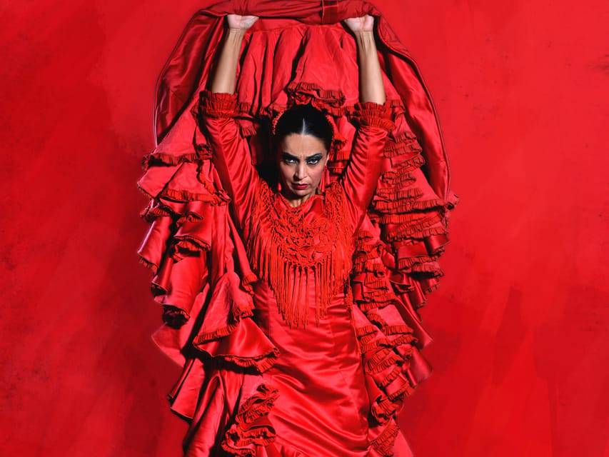 Seville: Live Flamenco Dancing Show Ticket at the Theater - Why this Seville flamenco show works so well
