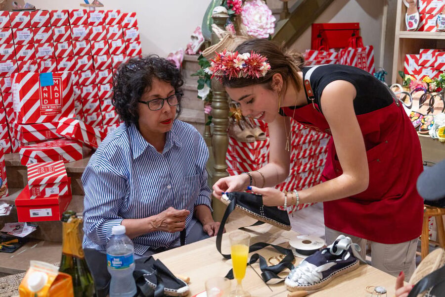 Seville: Make Your Own Espadrilles Workshop - Arriving at Handmade The Brand on Calle Sierpes
