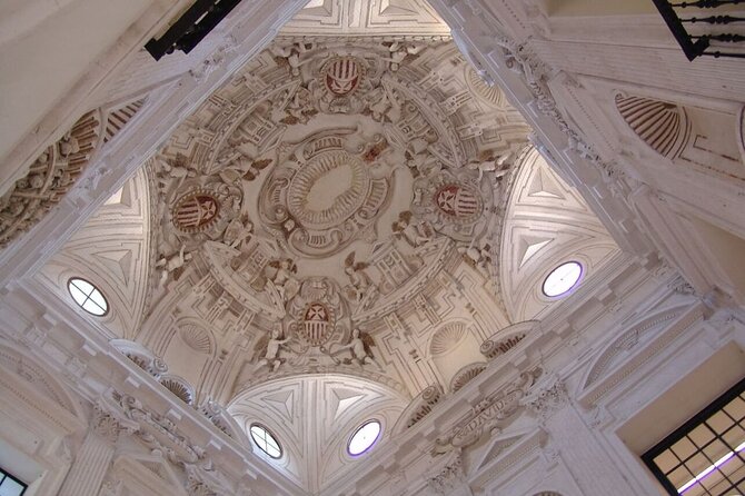 Seville Museum of Fine Arts 2-Hour Guided Tour - First look at Gothic and Renaissance Seville
