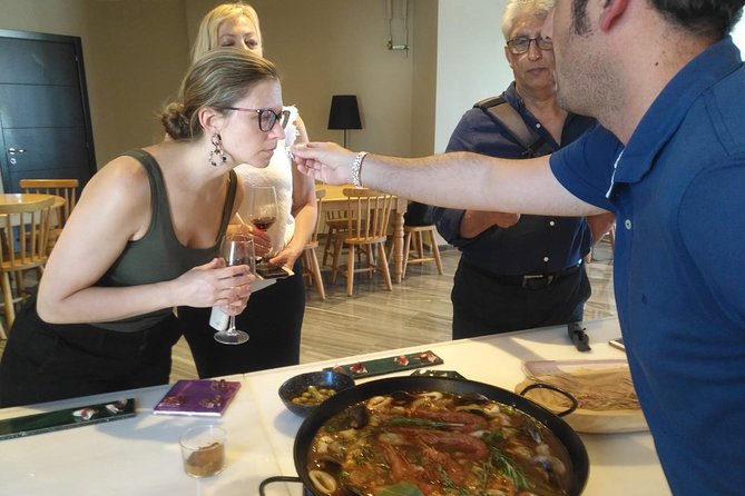 Seville: Paella Showcooking Experience - Paella Takes the Stage in Central Seville