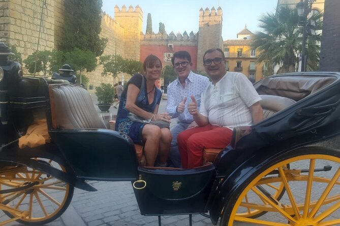 Seville Palaces: Dueñas Palace and Pilate House Tour - The guide can make or break the experience