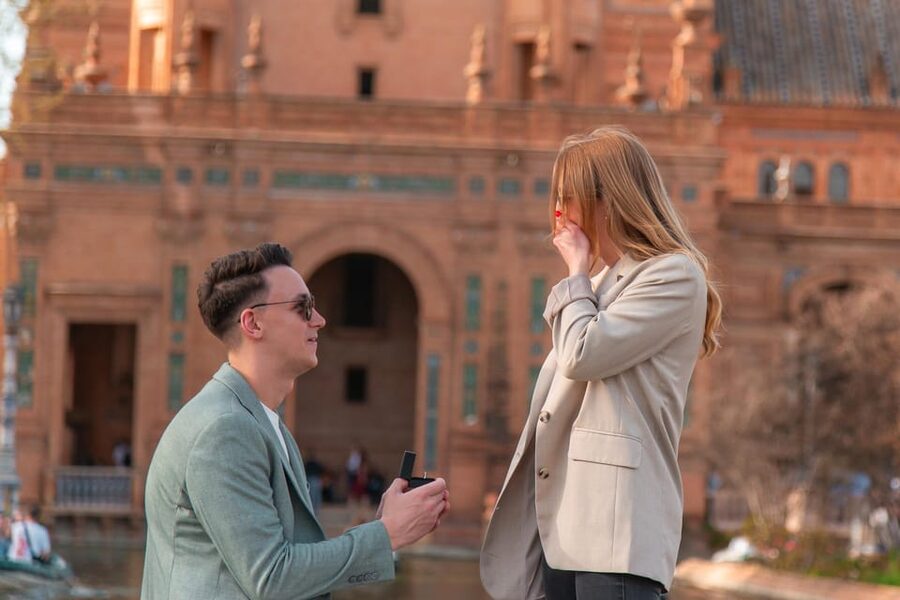 Seville PHOTO WALK - Best times and practical preparation