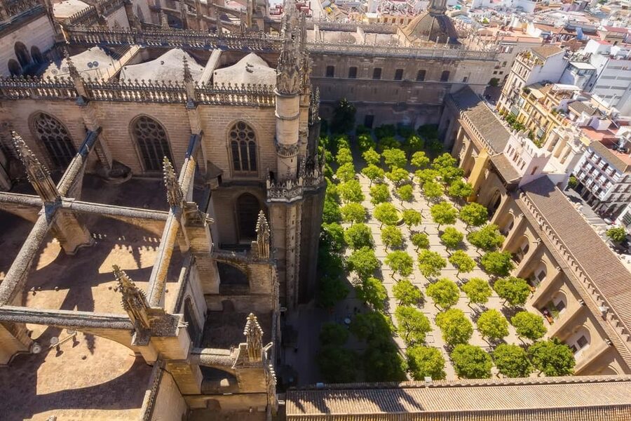 Seville: Priority Access Cathedral & Giralda Tour - Who should book this Cathedral and Giralda tour?