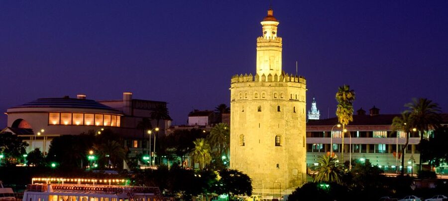 Seville: Private E-Bike City Highlights Tour - Why an e-bike works so well in Seville
