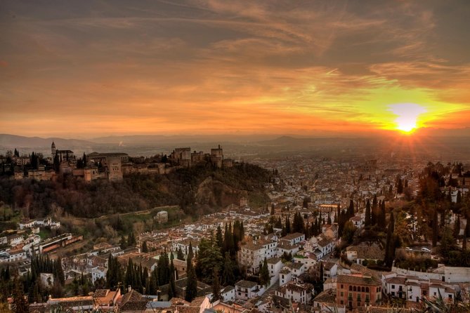 Seville Private Transfer to Granada with a Visit to Ronda - Seeing the New Bridge from above and below