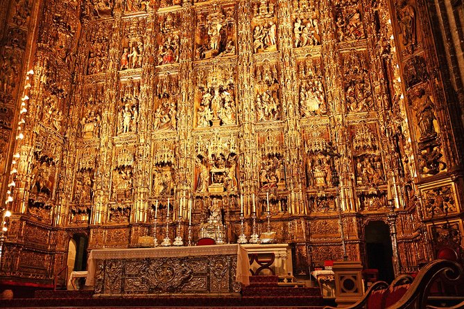 Seville Private Walking Tour with Alcazar & Cathedral Tickets - Flamenco at the Cristina Hoyos museum