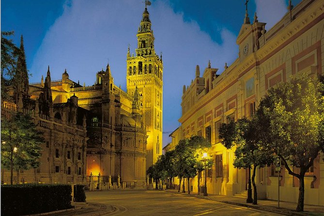 Seville Private Walking Tour with Alcazar & Cathedral Tickets - Climbing the Giralda, Seville’s city symbol
