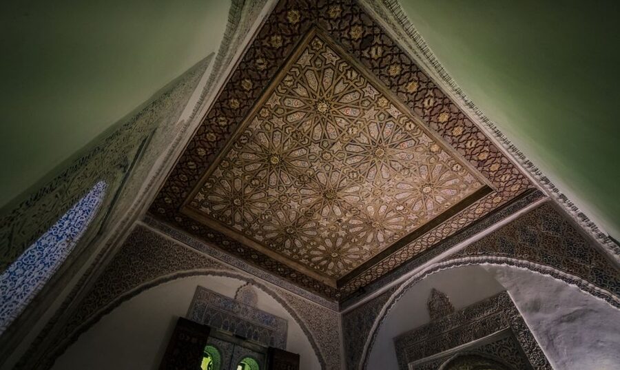 Seville: Royal Alcázar Skip-the-Line Tour by Local Experts - Why the Alcázar deserves a guided visit