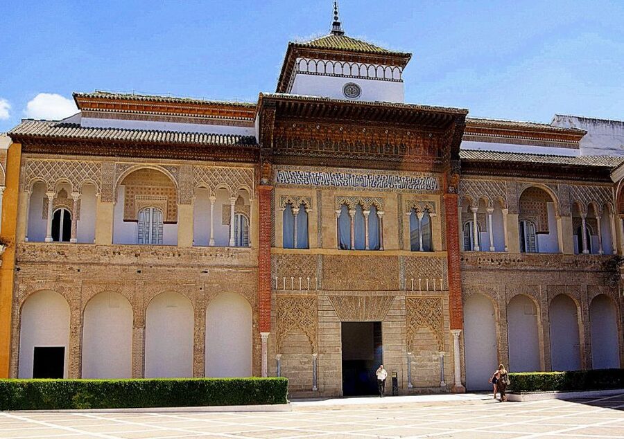 Seville: Small-Group Alcázar Guided Tour & Entry Ticket - Does $58 offer good value?