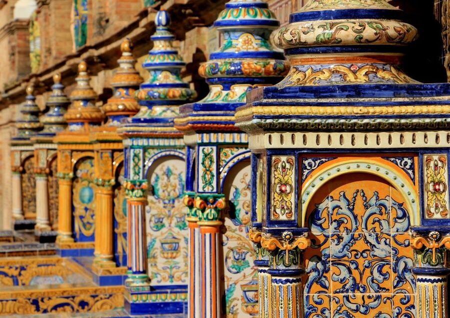 Seville: Small-Group City Highlights Walking Tour - The Alcázar and the story behind royal Seville